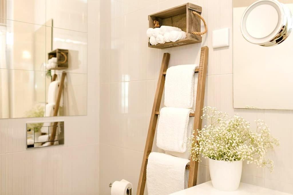 Sapadores - 2 Bedrooms Apartment Lisbon Boho Chic Dış mekan fotoğraf