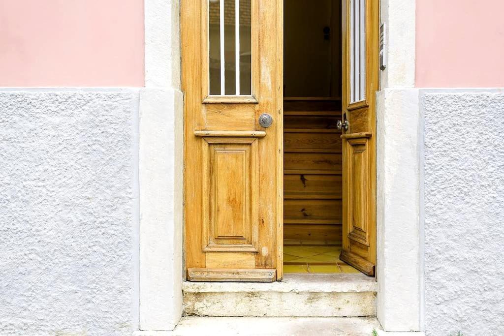 Sapadores - 2 Bedrooms Apartment Lisbon Boho Chic Dış mekan fotoğraf
